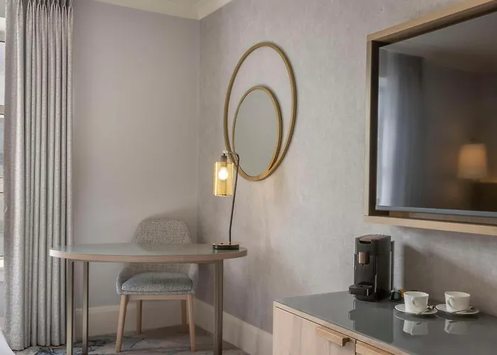 Executive King Room